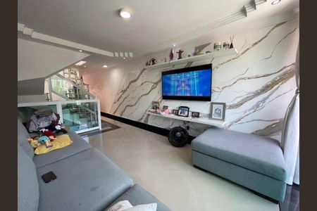 Sala de casa à venda com 3 quartos, 131m² em Jardim Ester, São Paulo