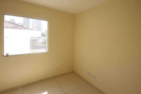 Casa de condomínio para alugar com 51m², 2 quartos e 1 vaga