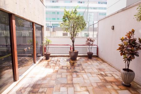 Apartamento à venda com 90m², 1 quarto e 1 vagaÁrea comum