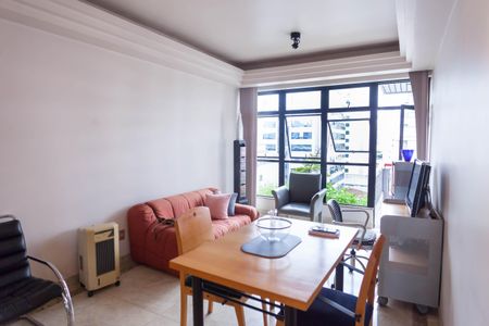 Apartamento à venda com 90m², 1 quarto e 1 vagasala