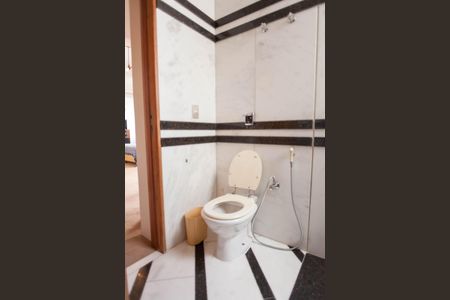 Apartamento à venda com 90m², 1 quarto e 1 vagaBanheiro 2