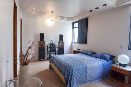 Apartamento à venda com 90m², 1 quarto e 1 vagaquarto 