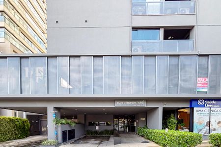 Apartamento para alugar com 60m², 2 quartos e 1 vaga Apartamento para alugar com 60m², 2 quartos e 1 vagaFachada
