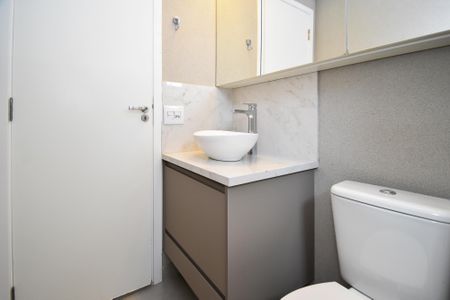 Apartamento para alugar com 60m², 2 quartos e 1 vaga Apartamento para alugar com 60m², 2 quartos e 1 vagaBanheiro da Suíte