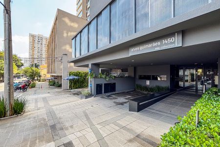 Apartamento para alugar com 60m², 2 quartos e 1 vaga Apartamento para alugar com 60m², 2 quartos e 1 vagaFachada