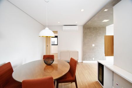 Sala de apartamento para alugar com 2 quartos, 60m² em Pinheiros, São Paulo