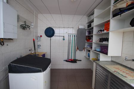 Casa à venda com 101m², 2 quartos e 2 vagasÁrea de Serviço