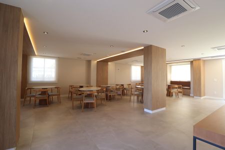 Apartamento à venda com 50m², 2 quartos e sem vagaÁrea comum - Salão de festas