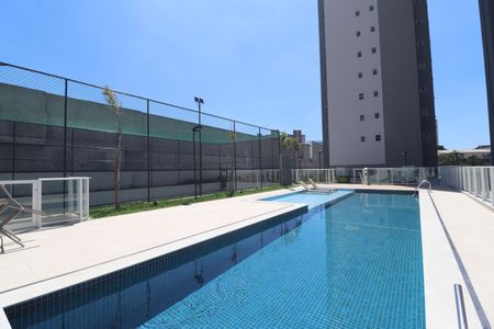 Apartamento à venda com 50m², 2 quartos e sem vagaÁrea comum - Piscina