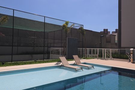 Apartamento à venda com 50m², 2 quartos e sem vagaÁrea comum - Piscina
