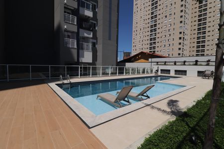 Apartamento à venda com 50m², 2 quartos e sem vagaÁrea comum - Piscina