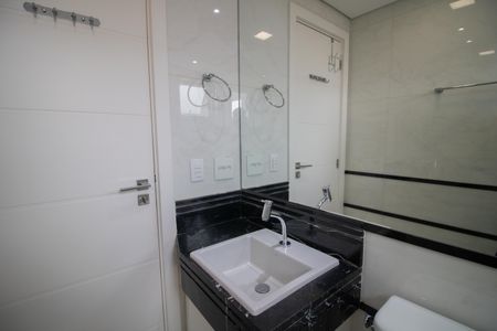 Apartamento à venda com 133m², 3 quartos e 3 vagasBANHEIRO DA SUÍTE 3