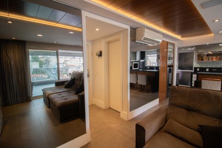 Apartamento à venda com 133m², 3 quartos e 3 vagasSALA