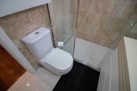 Apartamento à venda com 133m², 3 quartos e 3 vagasBANHEIRO DA SUÍTE 2