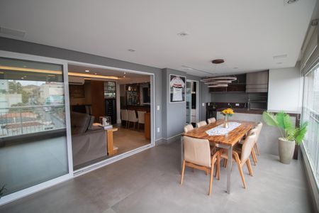 Apartamento à venda com 133m², 3 quartos e 3 vagasVARANDA DA SALA