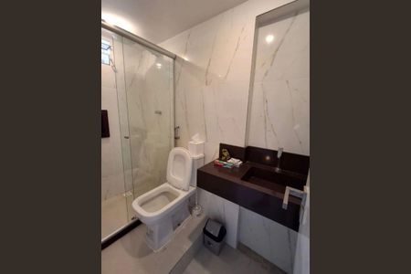 Banheiro de apartamento para alugar com 2 quartos, 231m² em Graça, Salvador