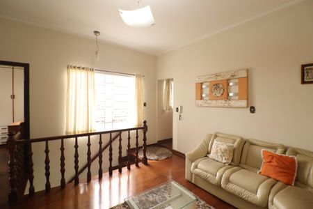 Casa à venda com 6 quartos, 280m² em Vila Pauliceia, São Paulo