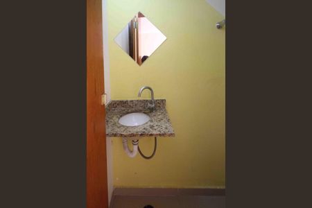 Casa de condomínio para alugar com 53m², 2 quartos e 1 vagaLavabo