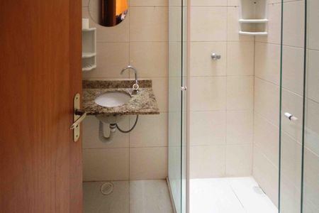 Casa de condomínio para alugar com 53m², 2 quartos e 1 vagaBanheiro da Suite 2