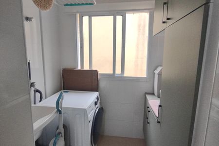 Apartamento à venda com 73m², 2 quartos e 1 vagaÁrea de Serviço