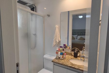 Apartamento à venda com 73m², 2 quartos e 1 vagaBanheiro da Suíte