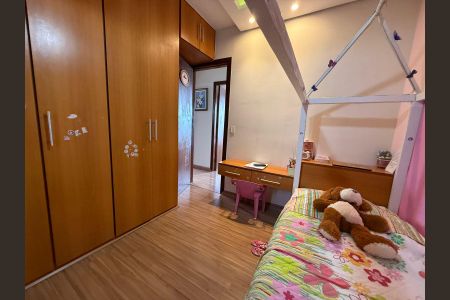 Apartamento à venda com 3 quartos, 131m² em Ana Lúcia, Belo Horizonte