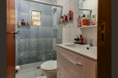 Casa à venda com 182m², 5 quartos e 2 vagasCasa 2 - Banheiro 1