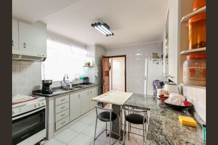 Casa à venda com 182m², 5 quartos e 2 vagasCozinha 