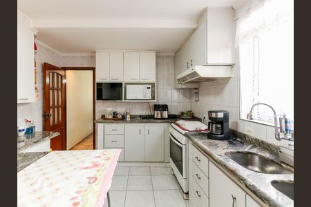 Casa à venda com 182m², 5 quartos e 2 vagasCozinha 