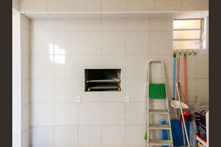 Casa à venda com 182m², 5 quartos e 2 vagasChurrasqueira