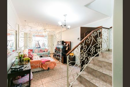 Casa à venda com 182m², 5 quartos e 2 vagasSala