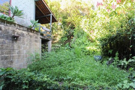 Casa à venda com 378m², 2 quartos e 1 vaga Casa à venda com 378m², 2 quartos e 1 vagaJardim