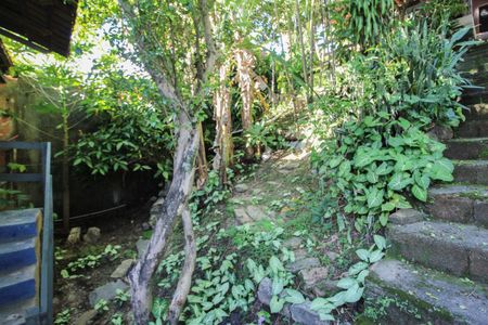 Casa à venda com 378m², 2 quartos e 1 vaga Casa à venda com 378m², 2 quartos e 1 vagaJardim