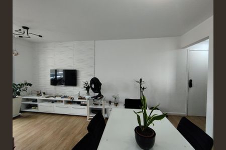 Apartamento à venda com 97m², 3 quartos e 2 vagas Apartamento à venda com 97m², 3 quartos e 2 vagasSala