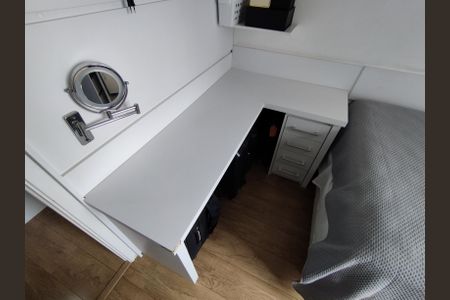 Apartamento à venda com 97m², 3 quartos e 2 vagas Apartamento à venda com 97m², 3 quartos e 2 vagasQuarto