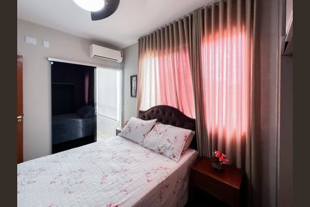 Apartamento à venda com 171m², 3 quartos e 1 vaga Apartamento à venda com 171m², 3 quartos e 1 vagaSuíte