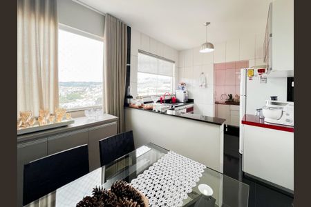 Sala de apartamento à venda com 3 quartos, 171m² em Santa Cruz (barreiro), Belo Horizonte
