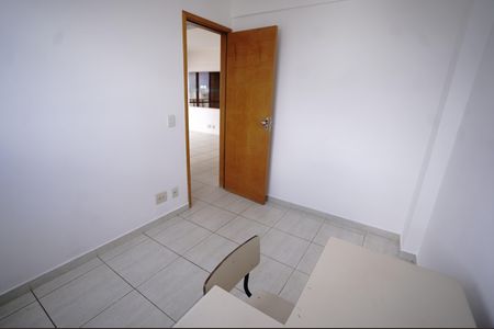 Apartamento para alugar com 67m², 2 quartos e 1 vaga