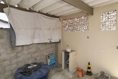 Casa à venda com 90m², 1 quarto e 1 vagaÁrea de Serviço 2 e Varanda