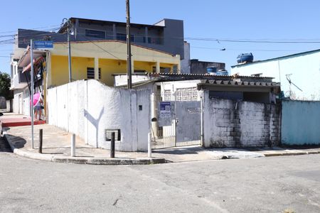 Casa à venda com 90m², 1 quarto e 1 vagaPlaca instalada no portão do imóvel - Código da placa: YIXW-1464