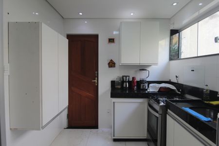 Apartamento à venda com 154m², 3 quartos e sem vagaCozinha e Área de Serviço