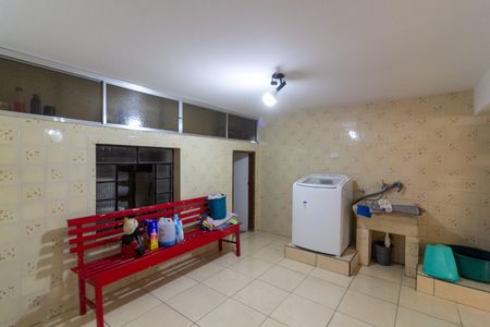 Casa à venda com 150m², 3 quartos e 2 vagas Casa à venda com 150m², 3 quartos e 2 vagasÁrea de Serviço