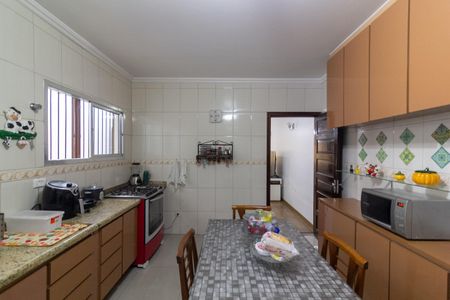 Casa à venda com 150m², 3 quartos e 2 vagas Casa à venda com 150m², 3 quartos e 2 vagasCozinha