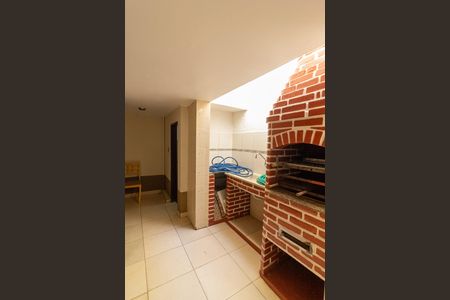 Casa à venda com 150m², 3 quartos e 2 vagas Casa à venda com 150m², 3 quartos e 2 vagasChurrasqueira
