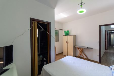 Casa à venda com 150m², 3 quartos e 2 vagas Casa à venda com 150m², 3 quartos e 2 vagasQuarto 3 - Suíte