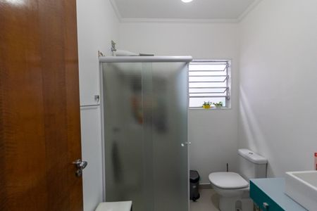Casa à venda com 150m², 3 quartos e 2 vagas Casa à venda com 150m², 3 quartos e 2 vagasBanheiro Social