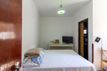 Casa à venda com 150m², 3 quartos e 2 vagas Casa à venda com 150m², 3 quartos e 2 vagasQuarto 3 - Suíte