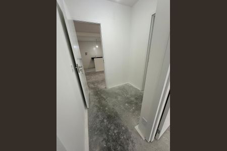 Banheiro de apartamento à venda com 3 quartos, 93m² em Vila Osasco, Osasco