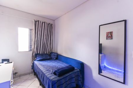 Casa à venda com 88m², 3 quartos e 2 vagasQuarto 3