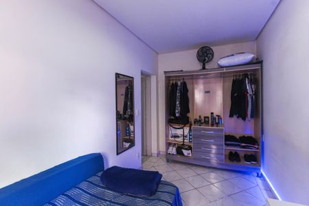 Casa à venda com 88m², 3 quartos e 2 vagasQuarto 3